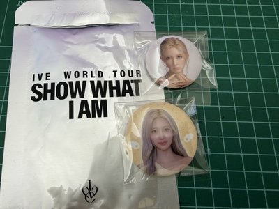 SHOW WHAT I AM徽章 秋栗