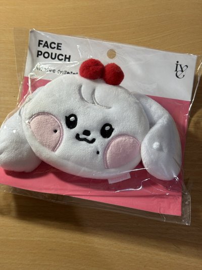 IVE line friends cherry 零錢包