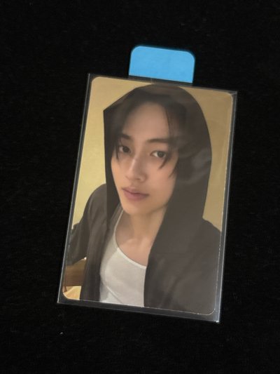美專 hello82 cortis 嚴成玹 現貨*1
