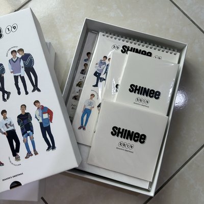 SHINee 2019 SEASON’S GREETINGS