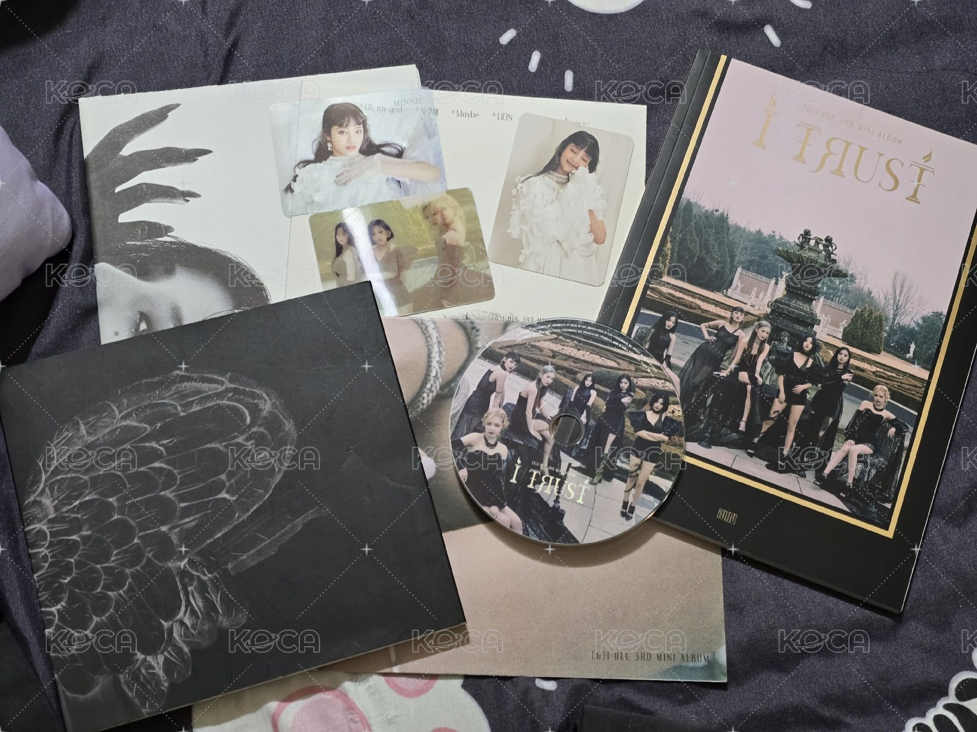 I TRUST 黑