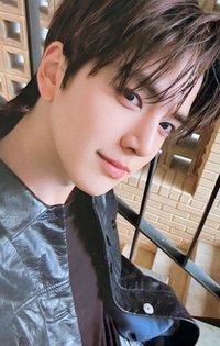 YOUNGHOON x MONTBLAN 代言卡 