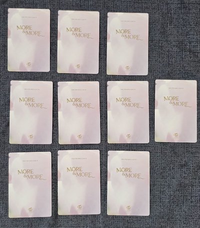 TWICE MORE & MORE全員+團卡