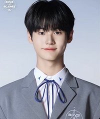 LEE SEUNG BAEK
