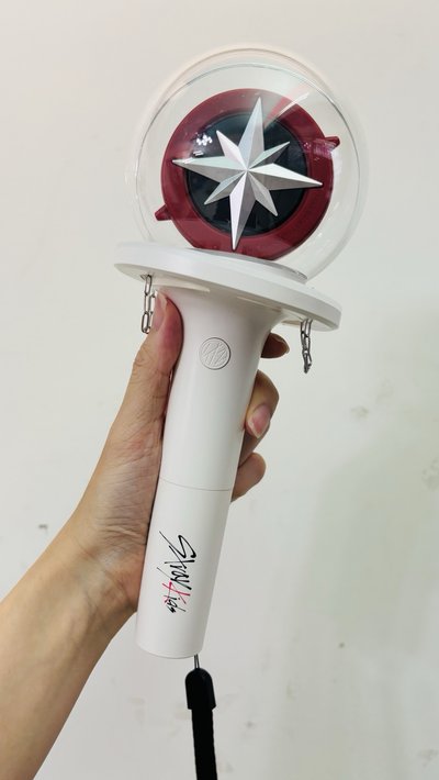 ［二手］STRAY KIDS OFFICIAL LIGHT STICK VER.2 官方應援手燈