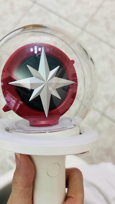 ［二手］STRAY KIDS OFFICIAL LIGHT STICK VER.2 官方應援手燈