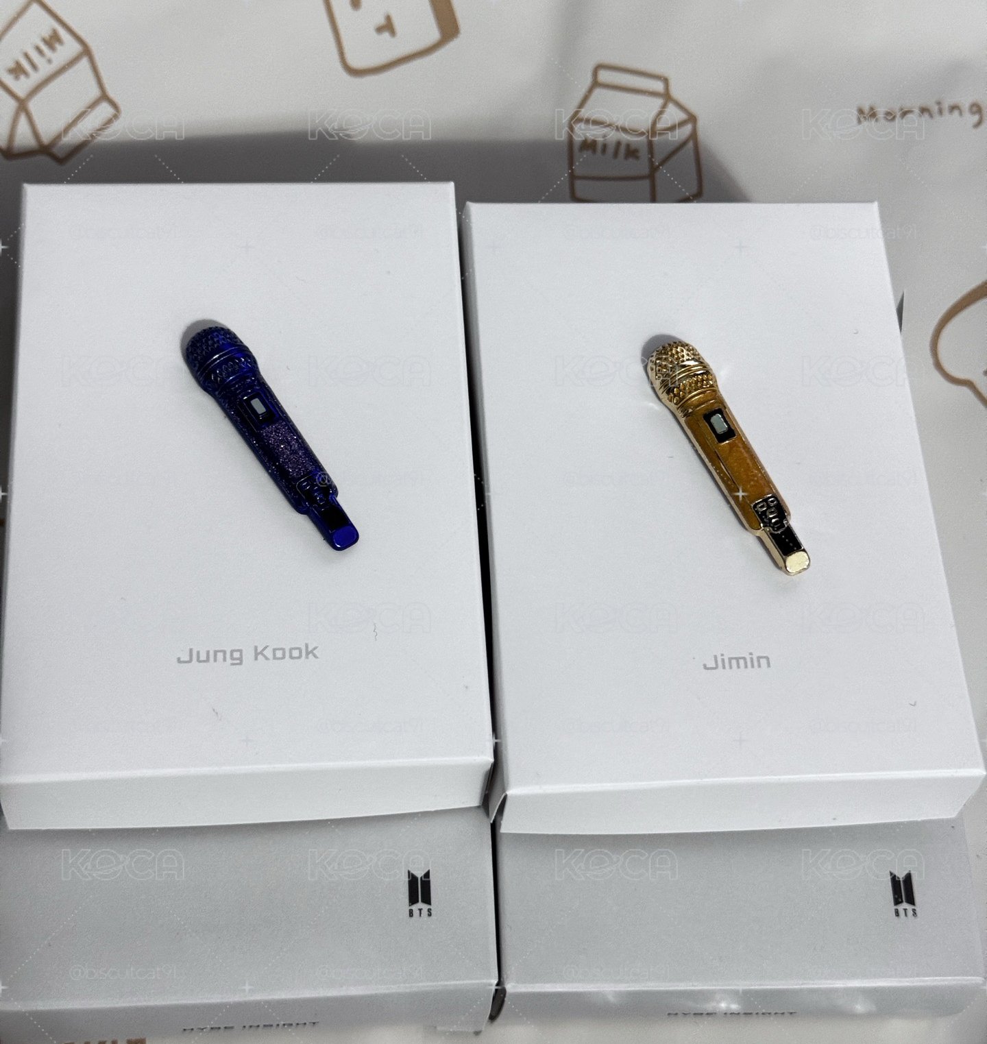 麥克風徽章