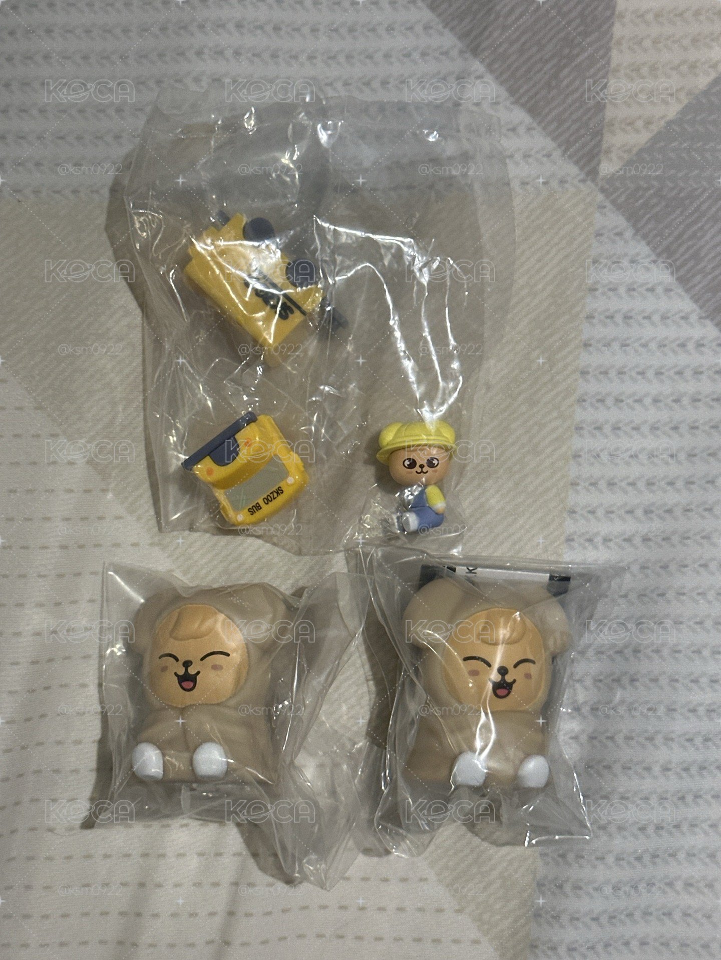 扭蛋 幼稚園車車/小夜燈 玟🐶