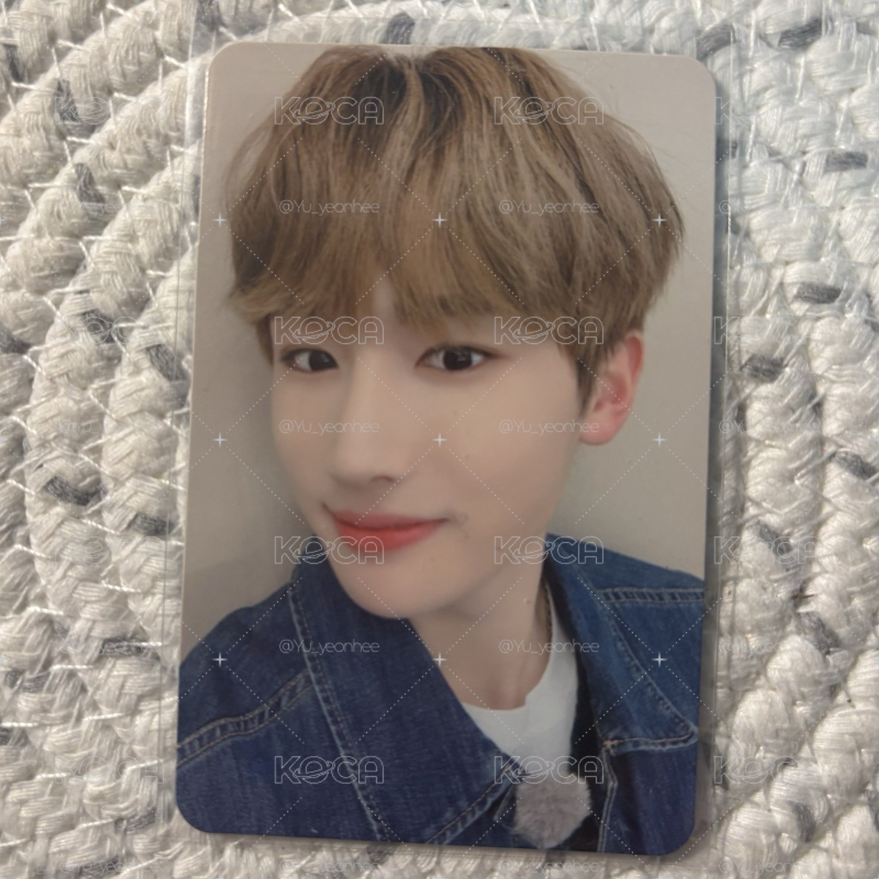 Hyuk 具本奕 1st MD Behind Book 周邊卡 
