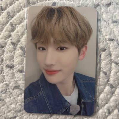 Hyuk 具本奕 1st MD Behind Book 周邊卡 