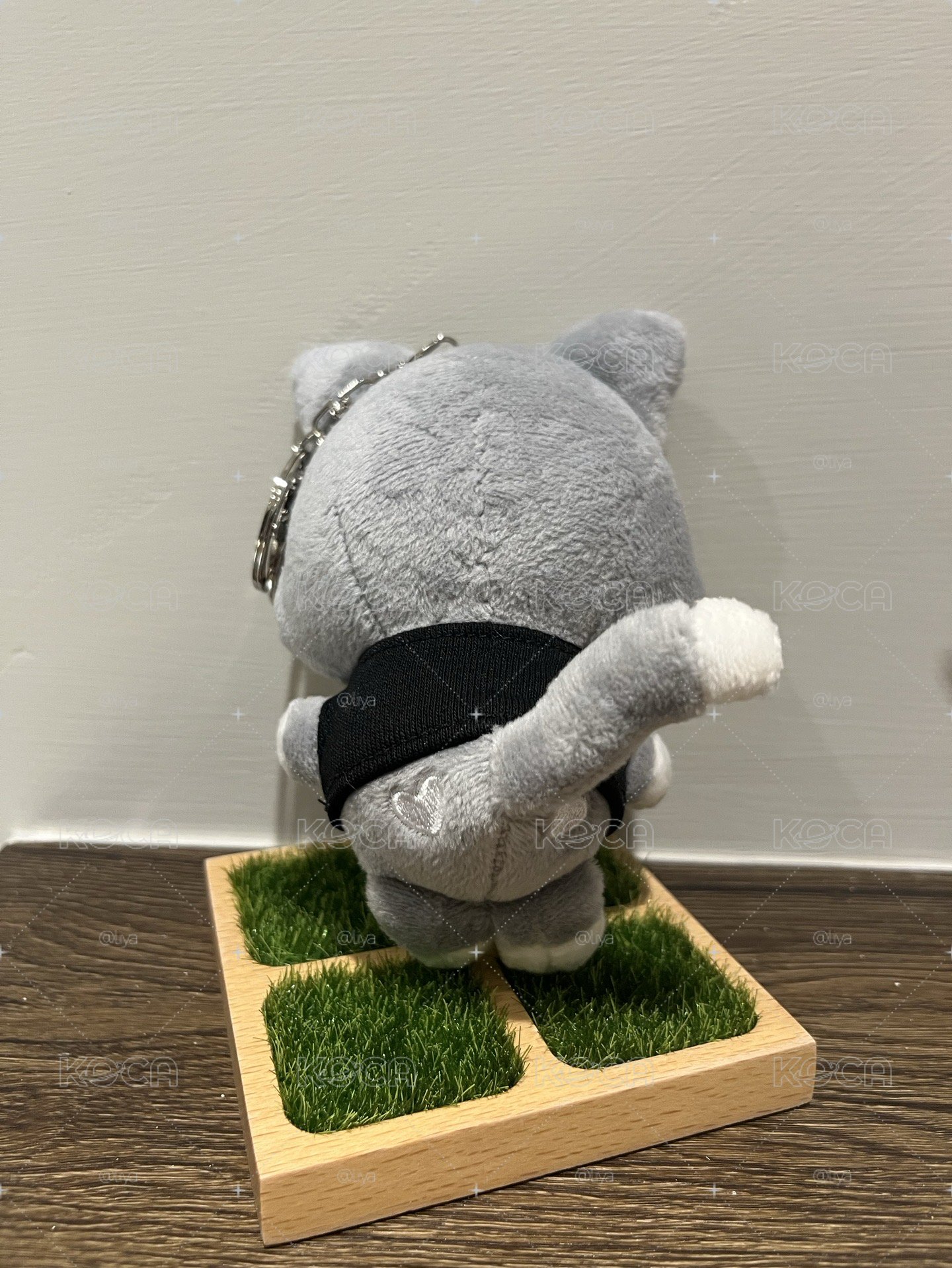 傘水泥娃