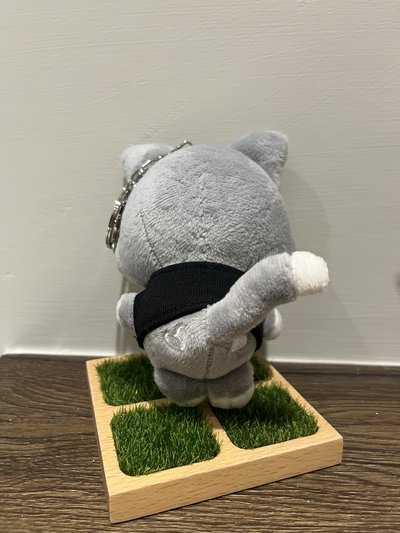 傘水泥娃