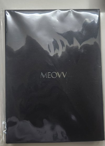 MEOVV周邊