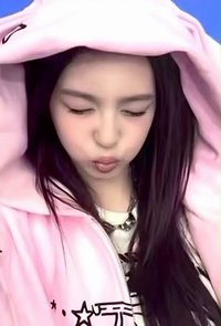 柒