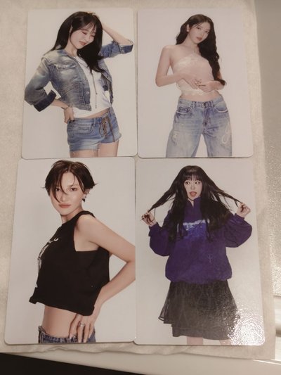 mamamoo 隨機卡包 四人全身不拆售