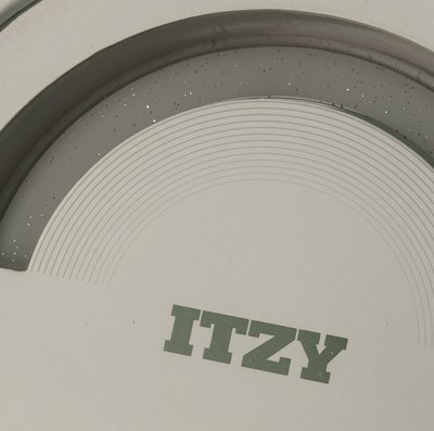 itzy二代手燈（二手）