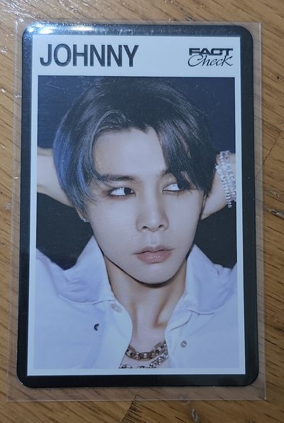 NCT127 FACT CHECK JOHNNY 