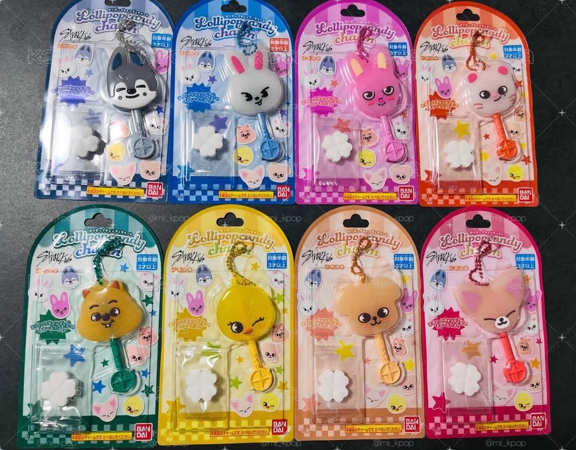 SKZOO 棒棒糖🍭造型吊飾食玩 8入（預購）