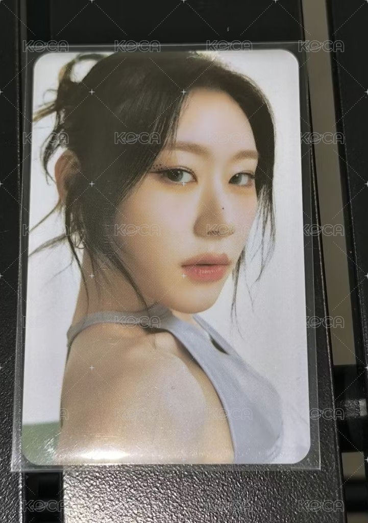彩領側臉