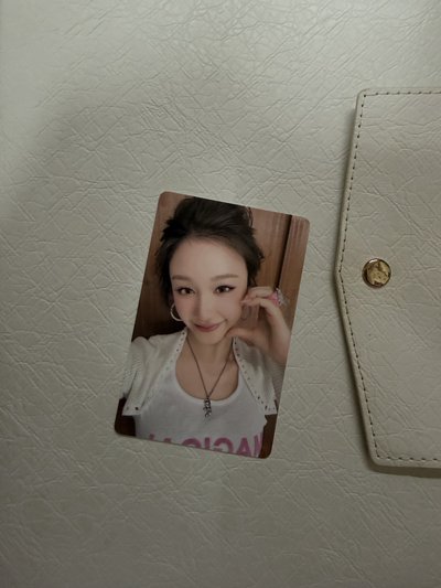 中背滿額塔