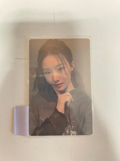 I-DLE 迷你六輯 I feel 舒華 SHUHUA 隨機專輯專卡