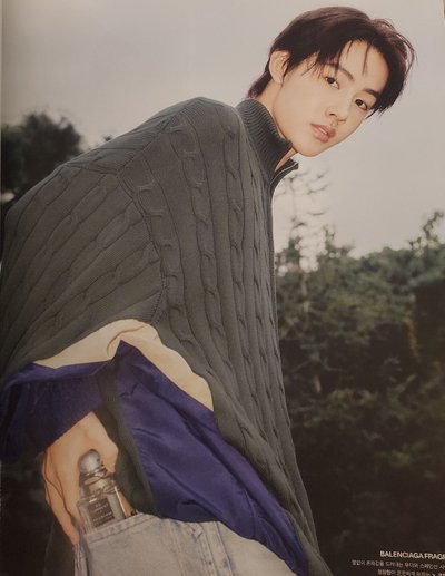 DAZED 馬丁封面雜誌現貨