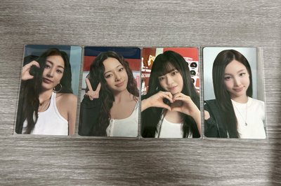 Twice 新國立升級禮 現貨 瑜定效 一起出
