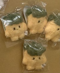 友小娃 （全新未拆但原袋側邊全裂