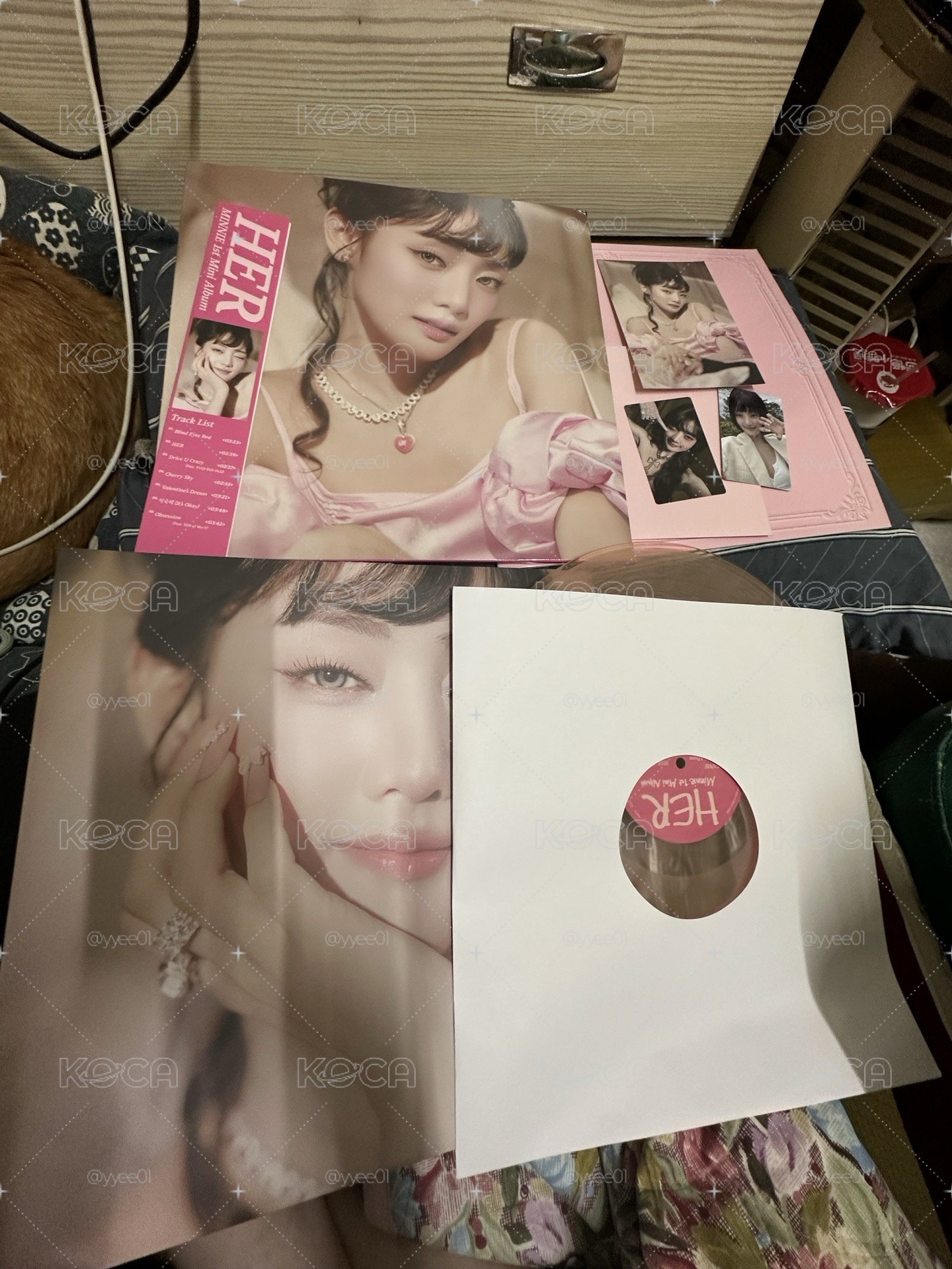 I-DLE Minnie HER 初販LP 黑膠唱片 （透粉色+實粉色）