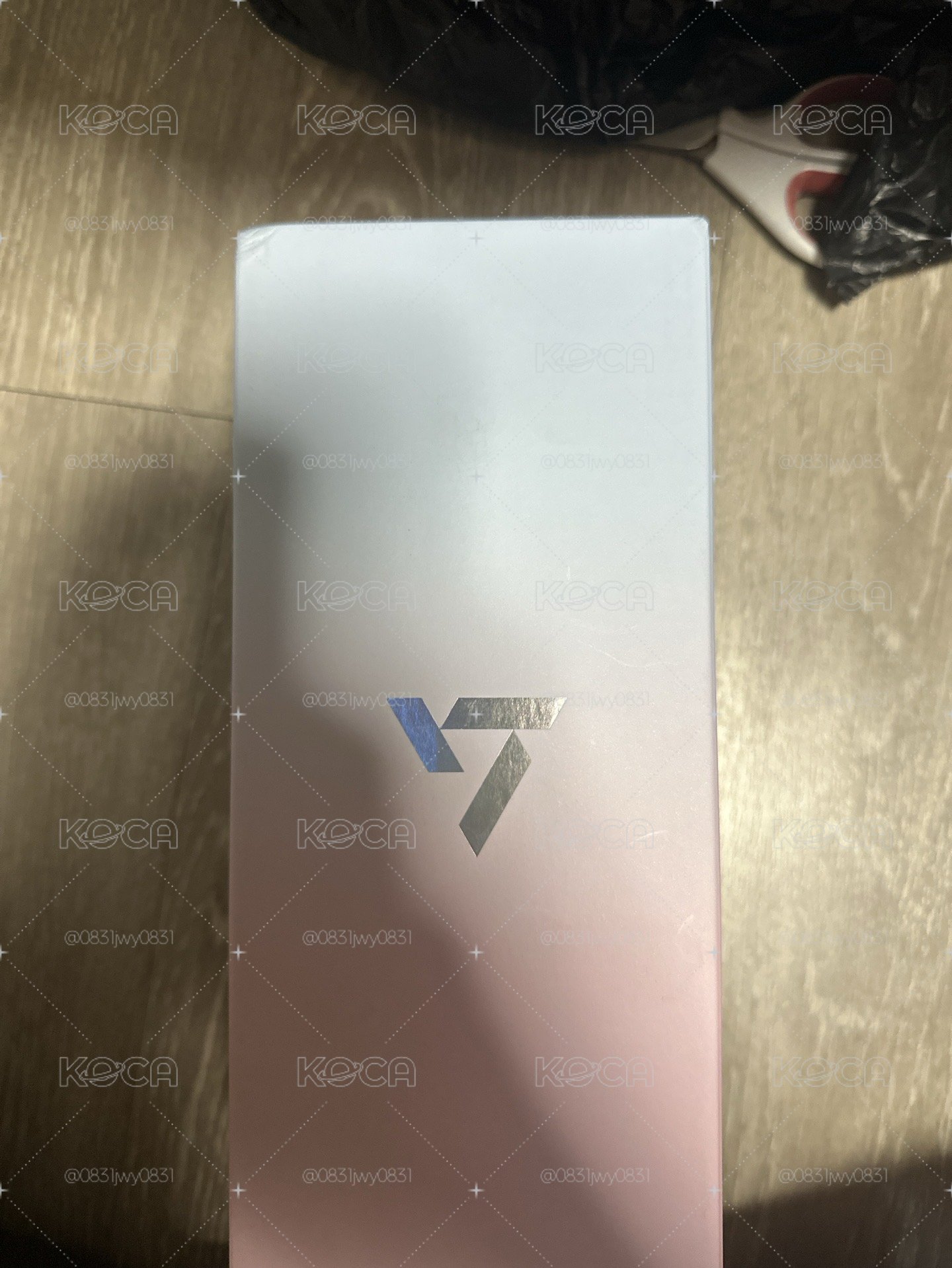 全新未拆 10週年手燈 盒子左上有損
