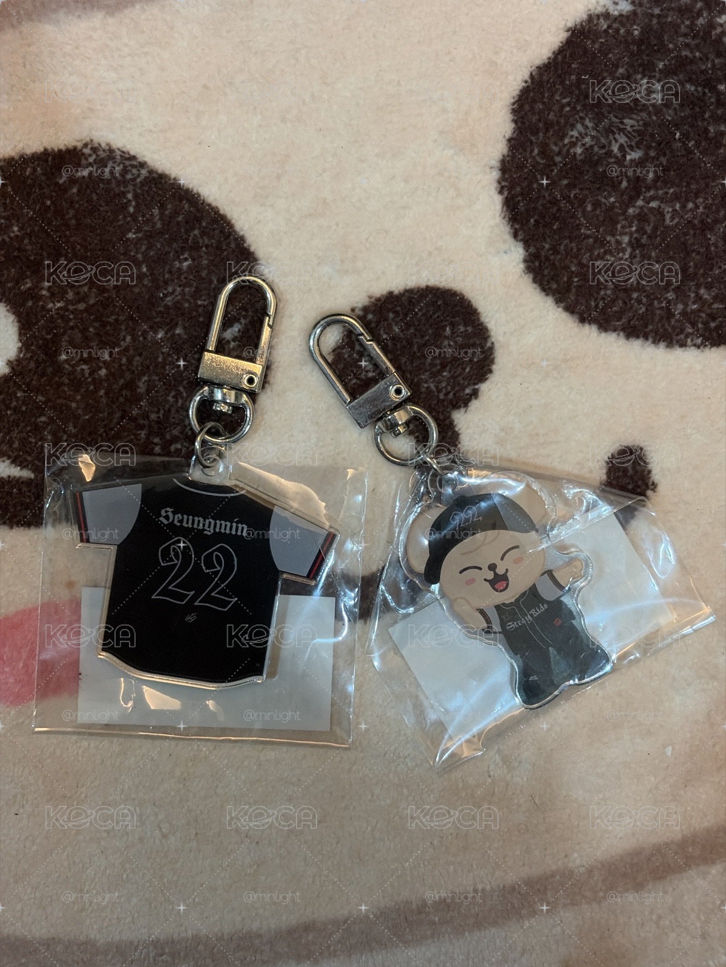 3rd 世巡 鑰匙圈 帕皮+玟球衣