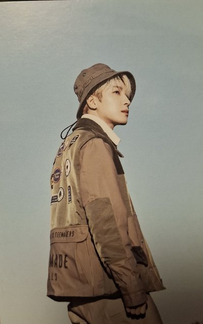 Seventeen 出清 9成為明信片