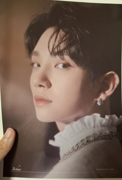 Seventeen 出清 9成為明信片