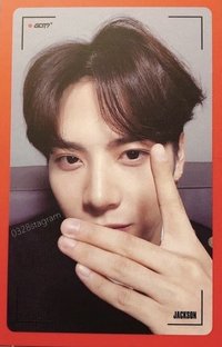 Eyes On You 專輯卡 