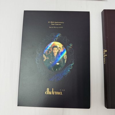 IU 李知恩 2018 十週年巡迴DVD
