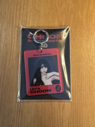 CHOOM線下限定壓克力吊飾（賢/柒）