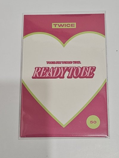 TWICE 2023 5th World Tour “READY TO BE” 團照