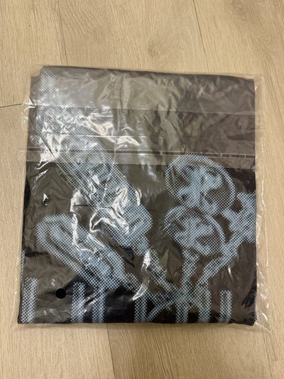 Nmixx 世巡場週T-shirt M全新未拆