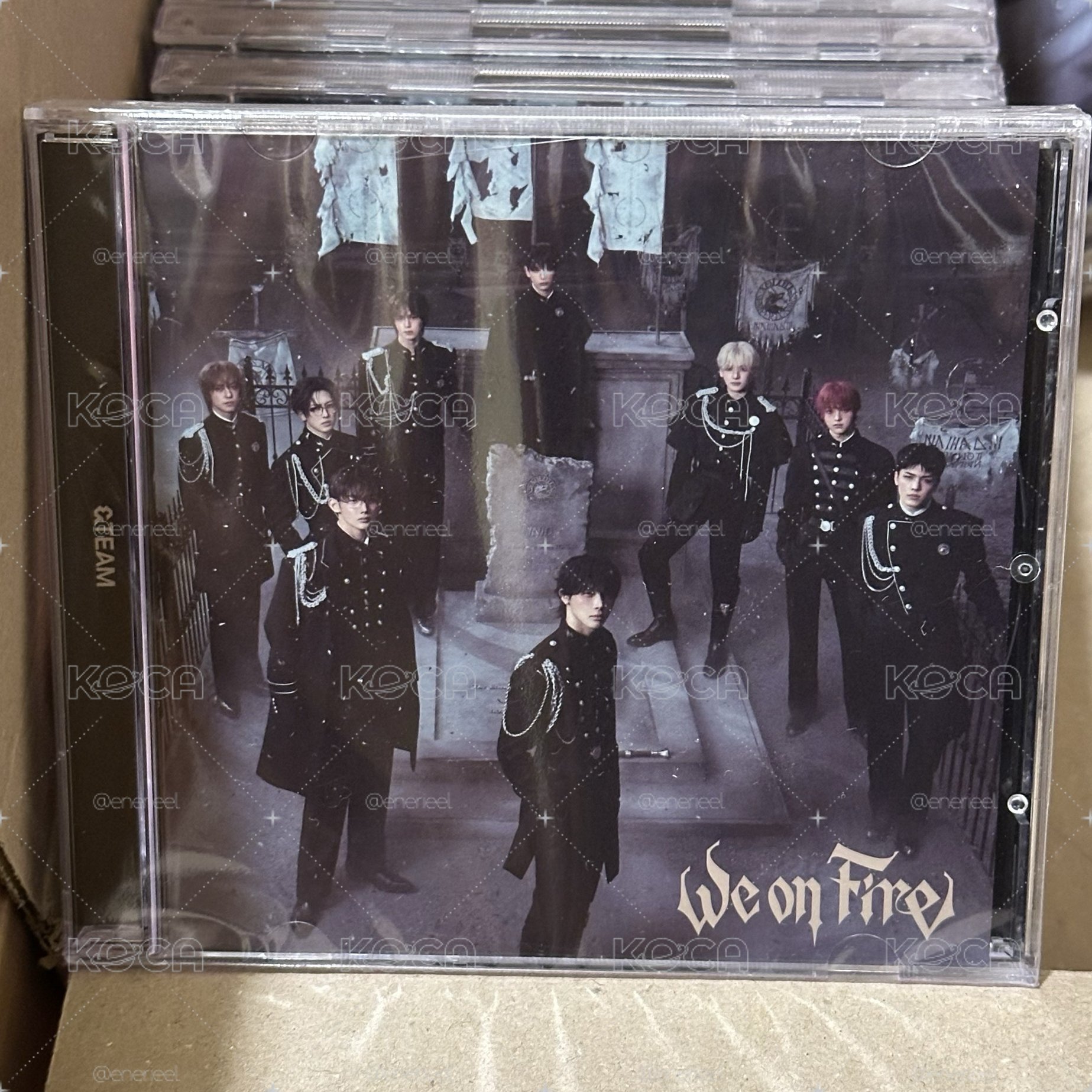 We on Fire未拆通常盤