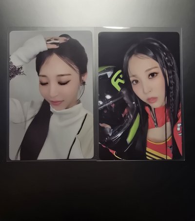 REV 專輯卡 