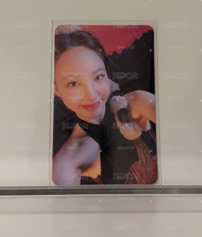 TWICE 子瑜全專 送三張小卡