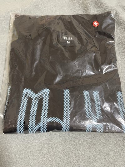 世巡4號黑T  M號