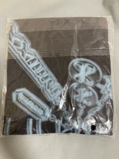 世巡4號黑T  M號