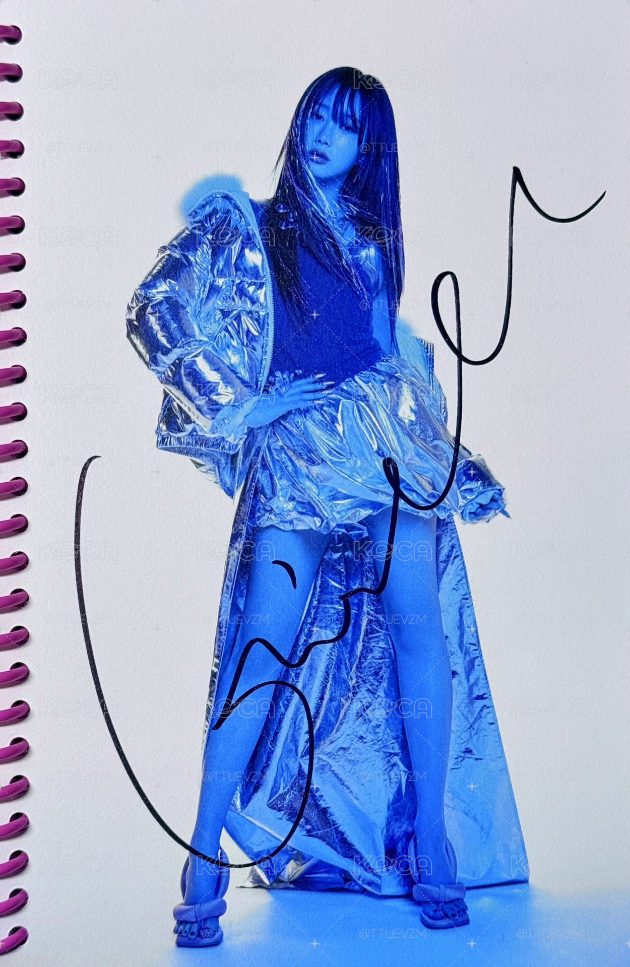 GISELLE 雙面親簽撕頁