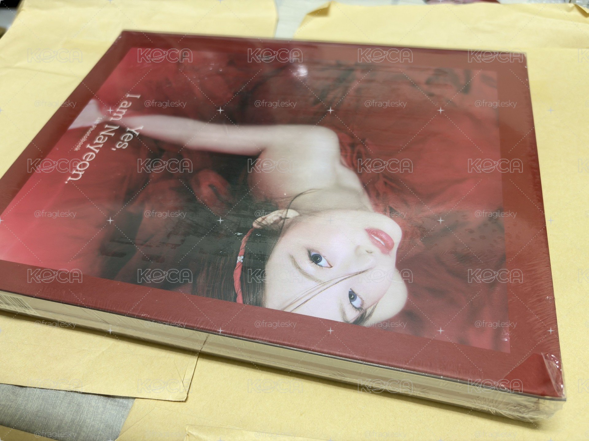 Yes I am Nayeon 寫真 全新未拆
