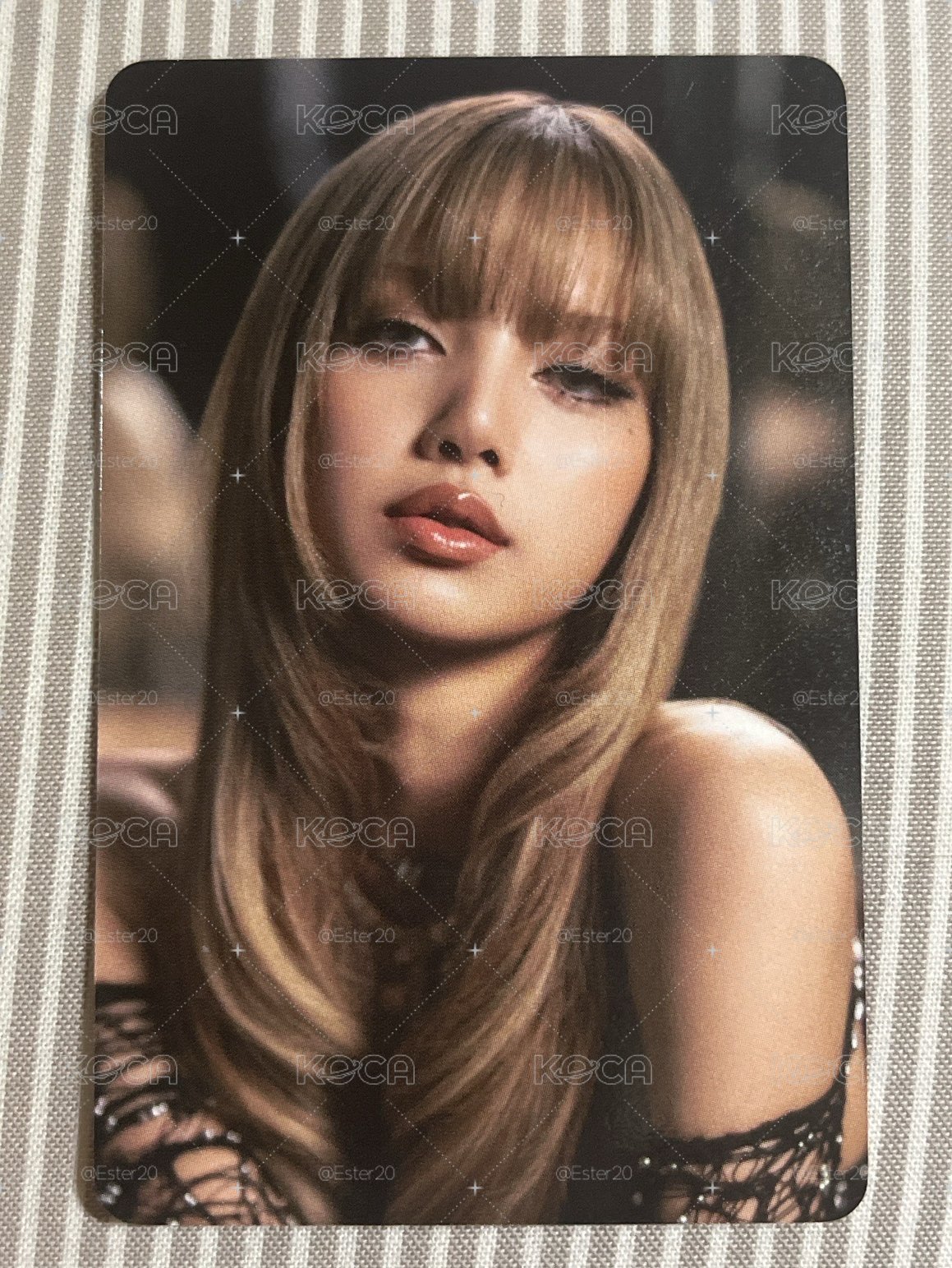 Lisa 仰頭莎 高陽滿額卡