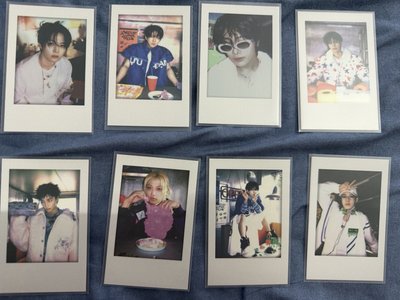 Stray Kids 年曆+蛋糕片模型