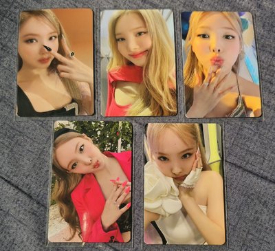 TWICE IM NAYEON卡冊＆卡冊卡