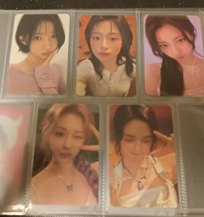 共153張BM卡和一本七空格卡冊的大盤