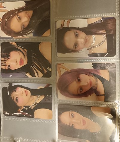 共153張BM卡和一本七空格卡冊的大盤
